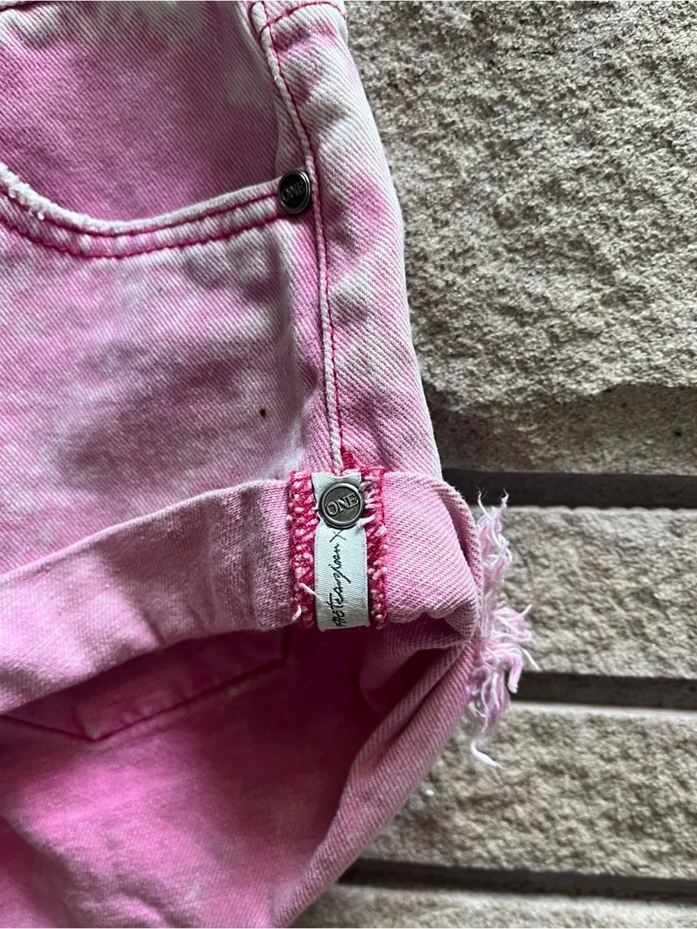 One Teaspoon bandits denim shorts Evil Eye Pink Denim Size 24